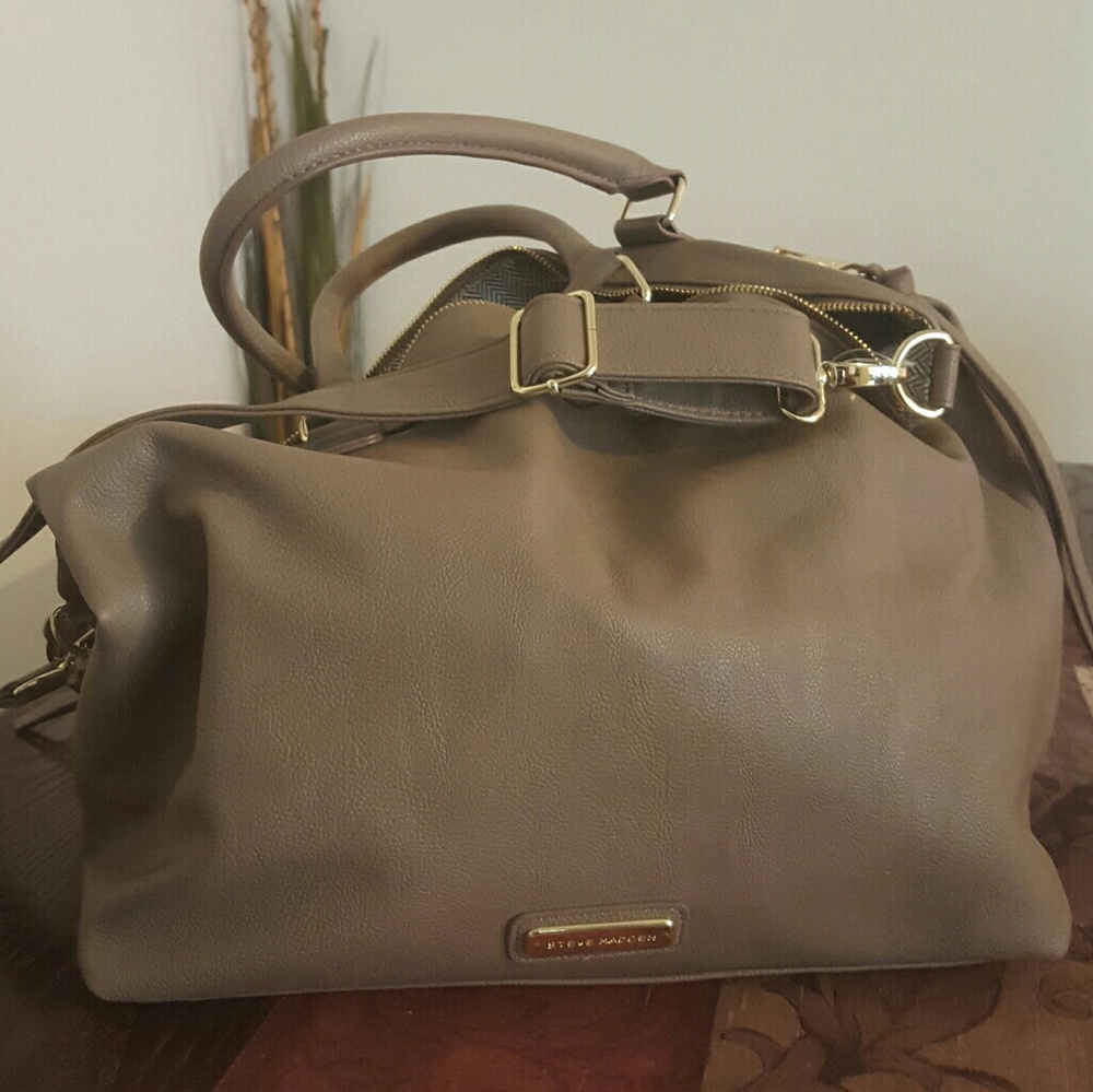 Large Steve Madden bag